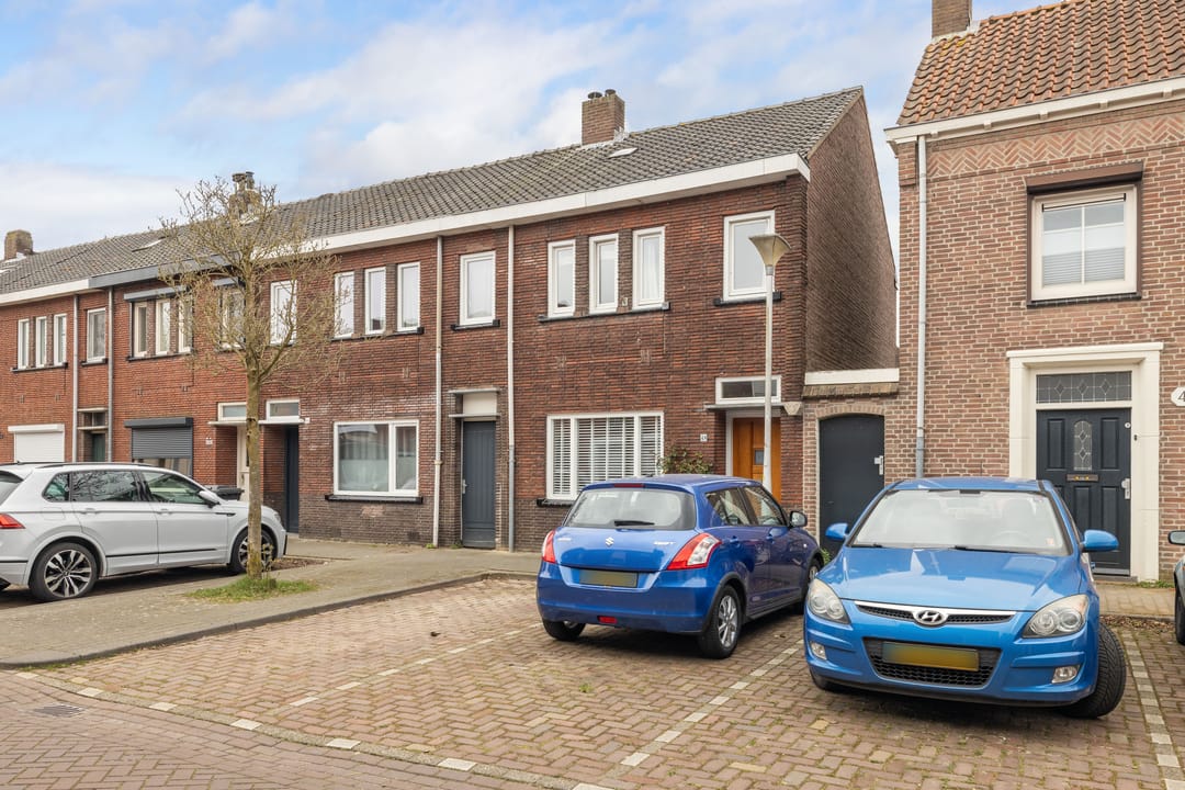 Photo 38 of Christiaan Huygensstraat 48