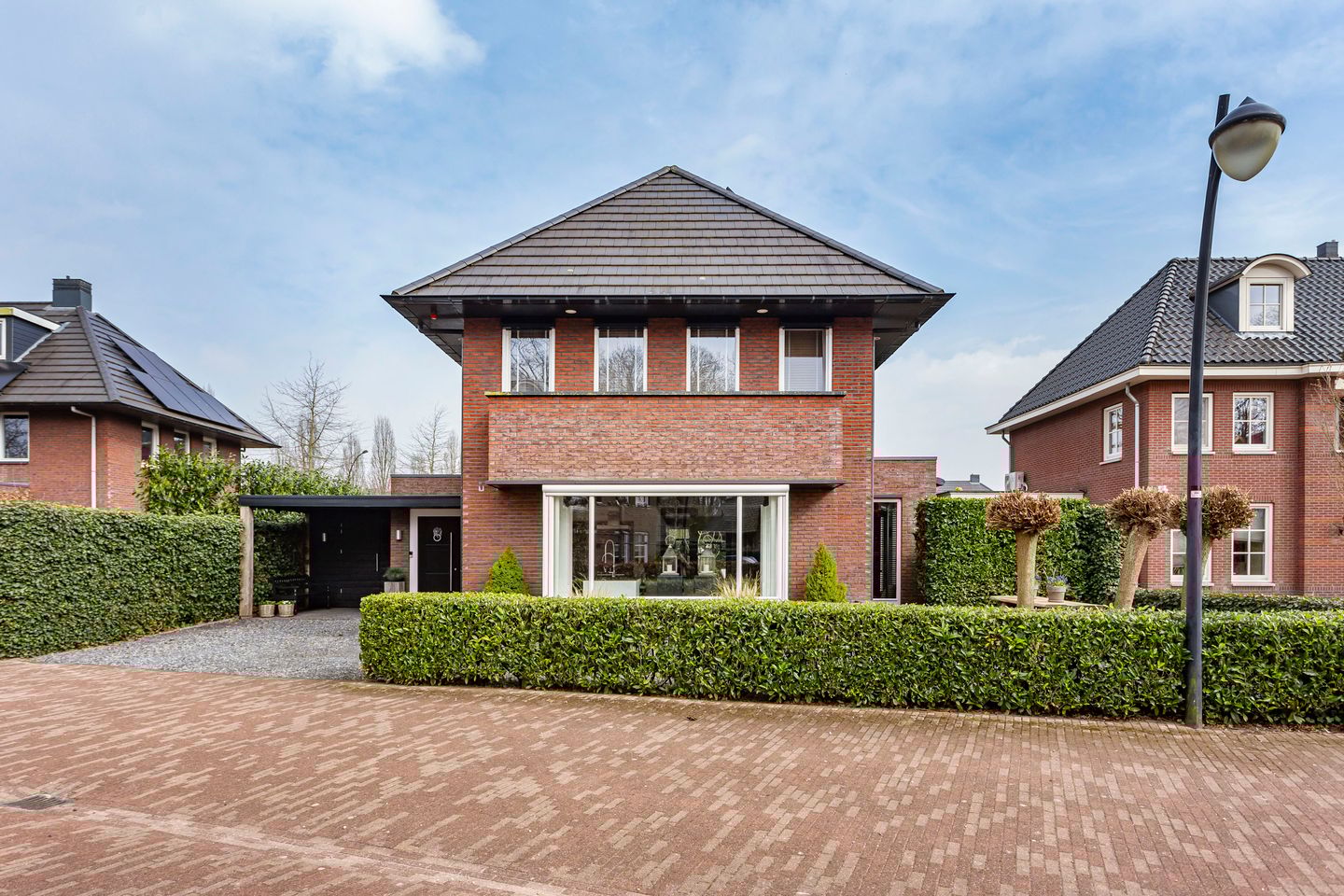 Foto 5 van Laakboulevard 312