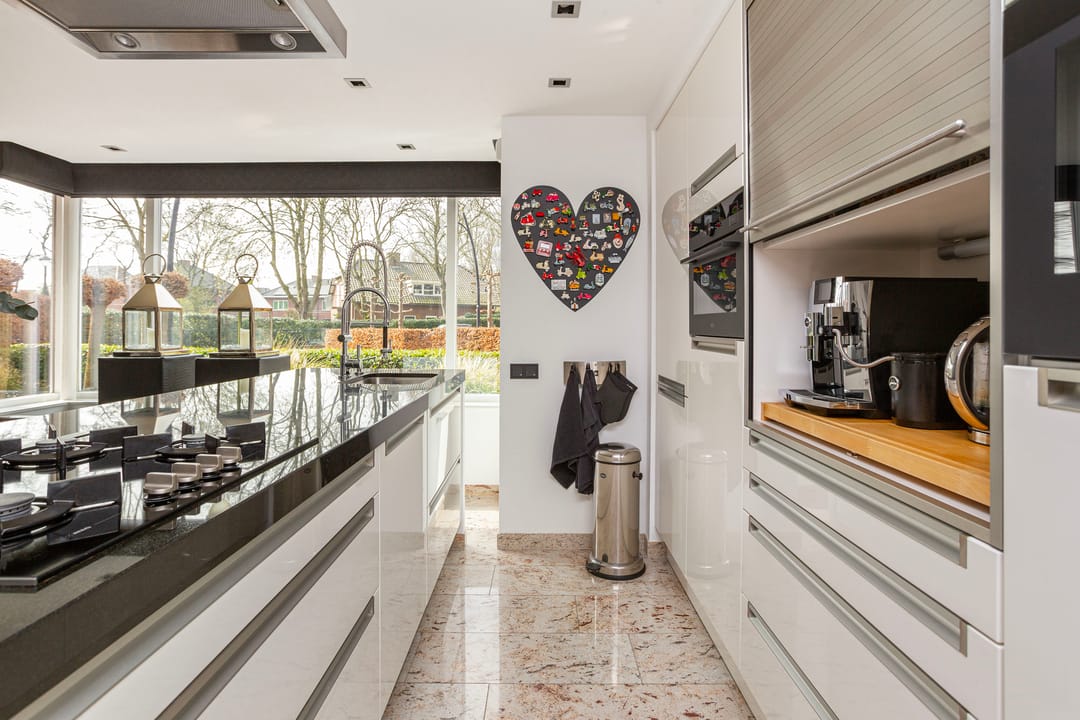 Foto 13 van Laakboulevard 312