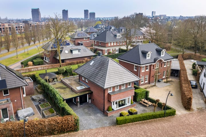 Foto 46 van Laakboulevard 312