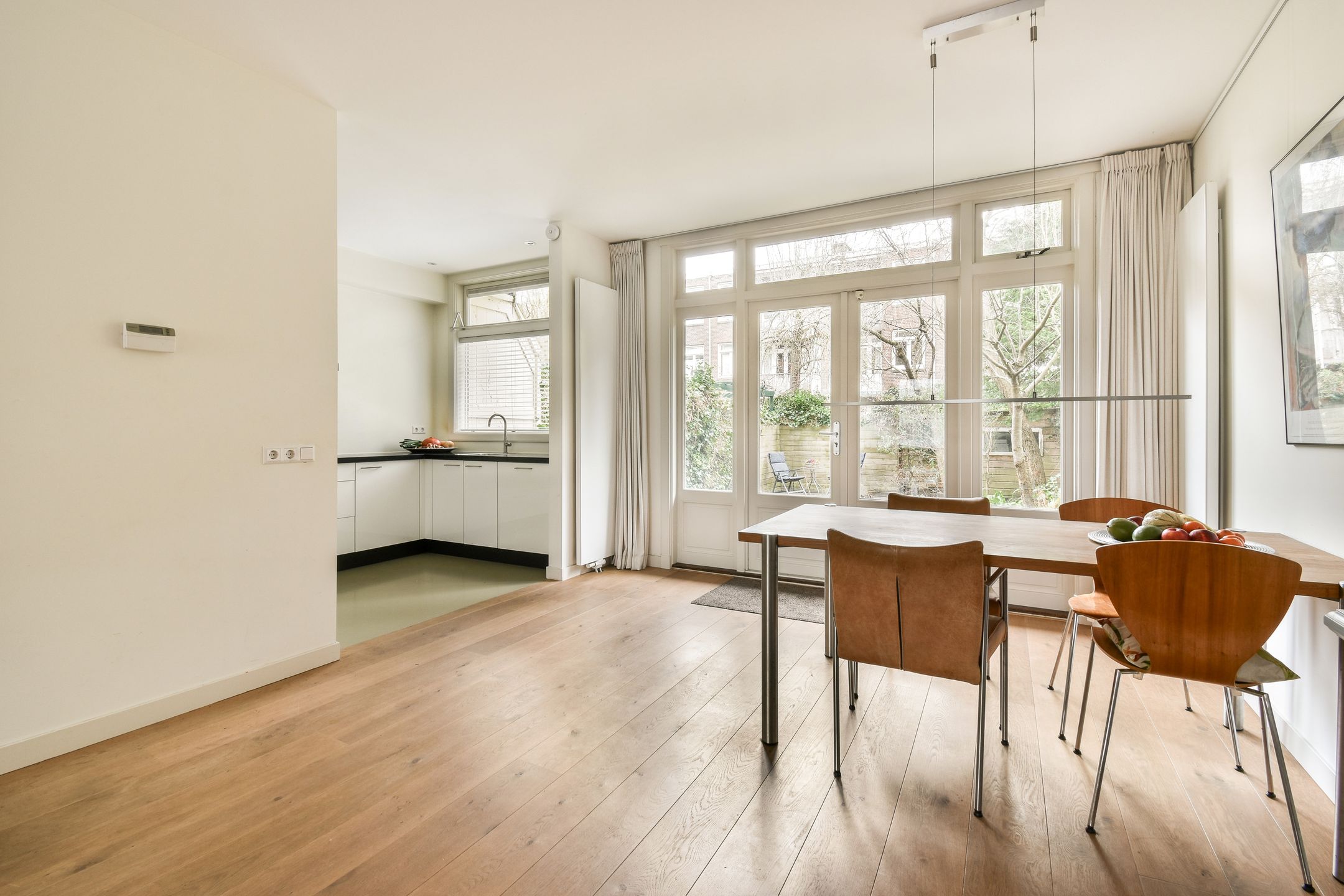 Foto 6 van Middenweg 215-A