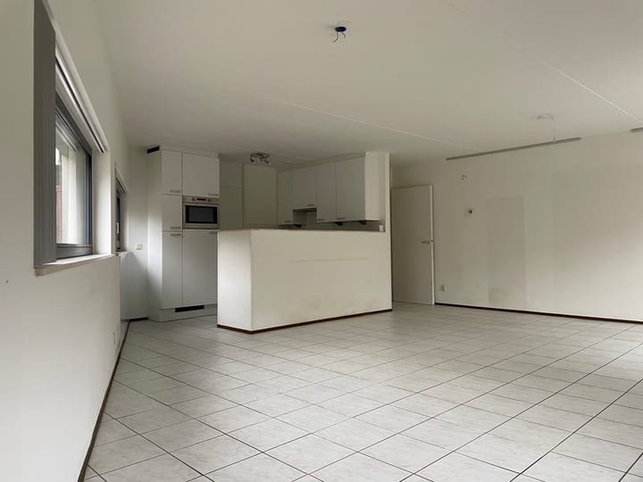 Photo 7 of Herdenkingsplein 28-A