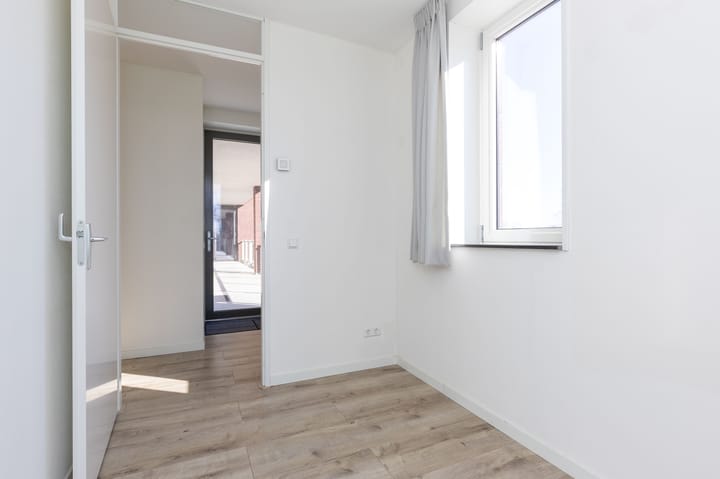 Foto 23 van Pioniersstraat 99