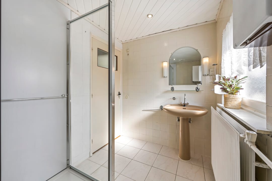 Photo 22 of Rozenstraat 59