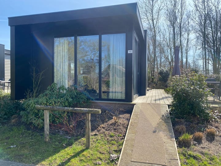 Photo 2 of Veneweg 306-110