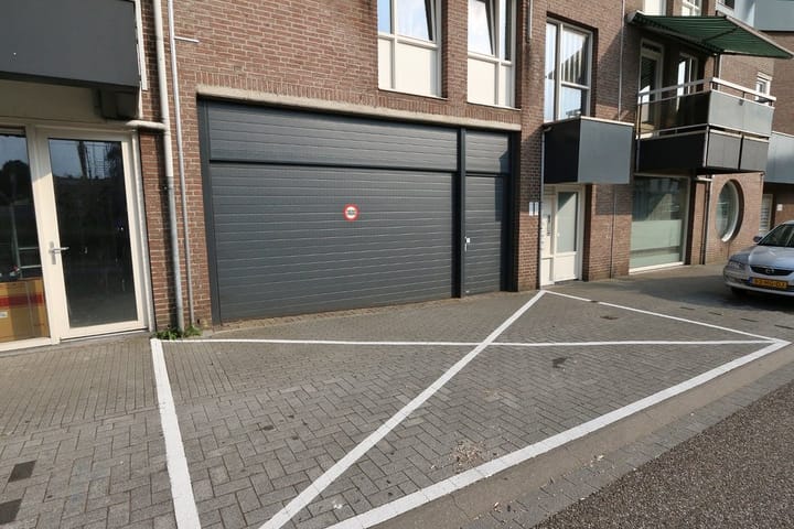 Foto 13 van Elsstraat 27