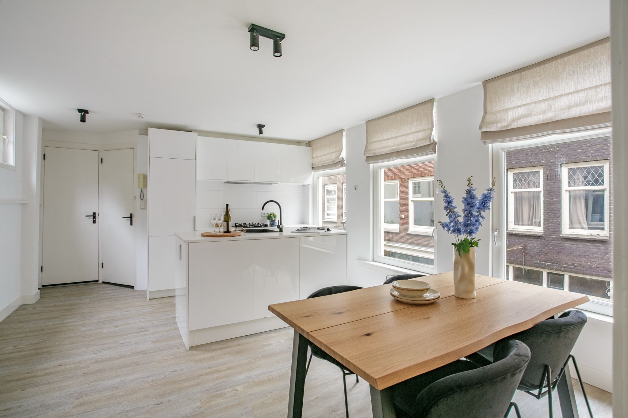 Foto 6 van Eerste Goudsbloemdwarsstraat 6-1