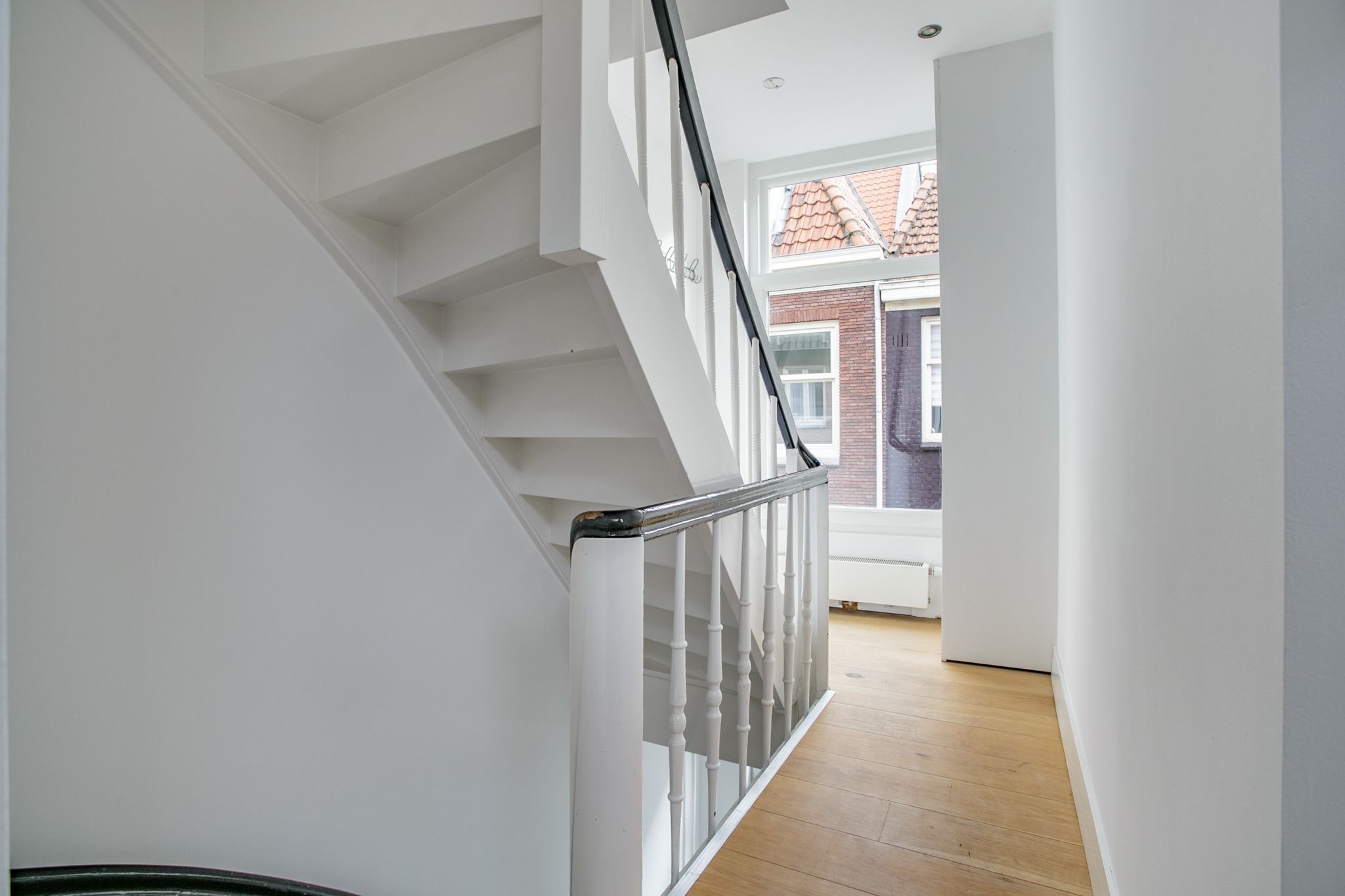 Foto 18 van Eerste Goudsbloemdwarsstraat 6-1