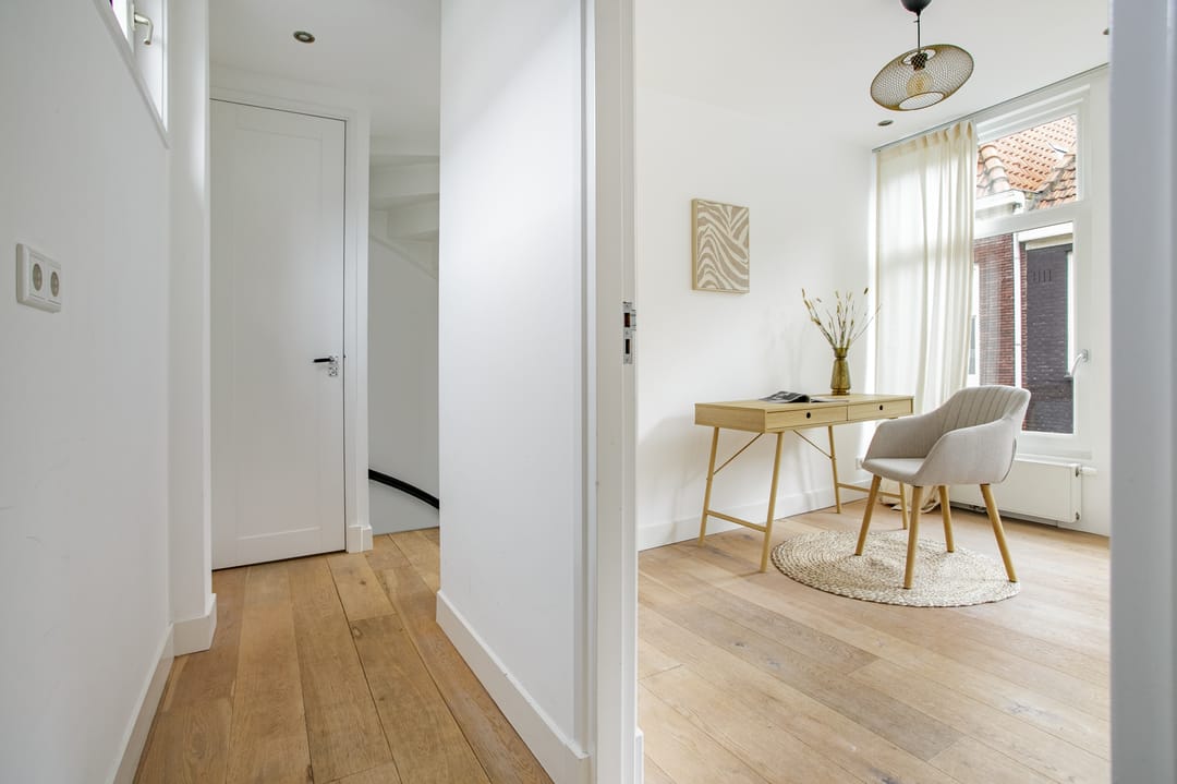 Foto 28 van Eerste Goudsbloemdwarsstraat 6-1