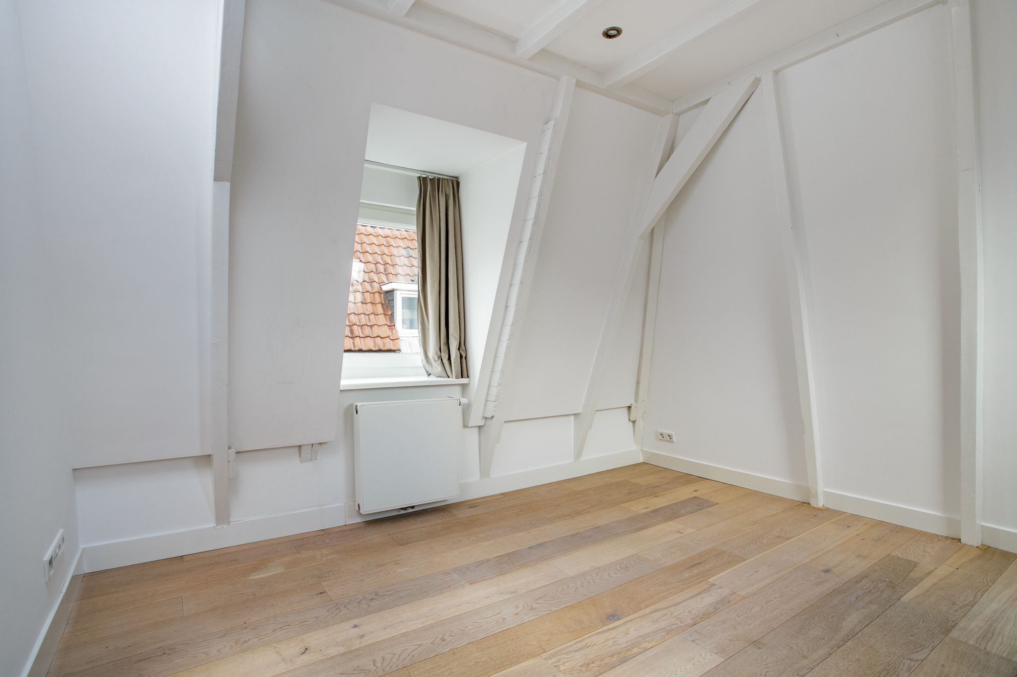 Foto 33 van Eerste Goudsbloemdwarsstraat 6-1