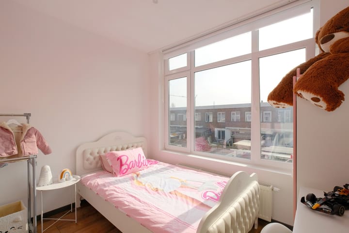 Photo 18 of Melodiestraat 39