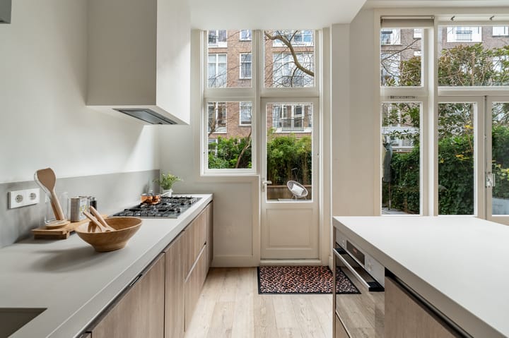 Foto 10 van Valeriusstraat 179-H