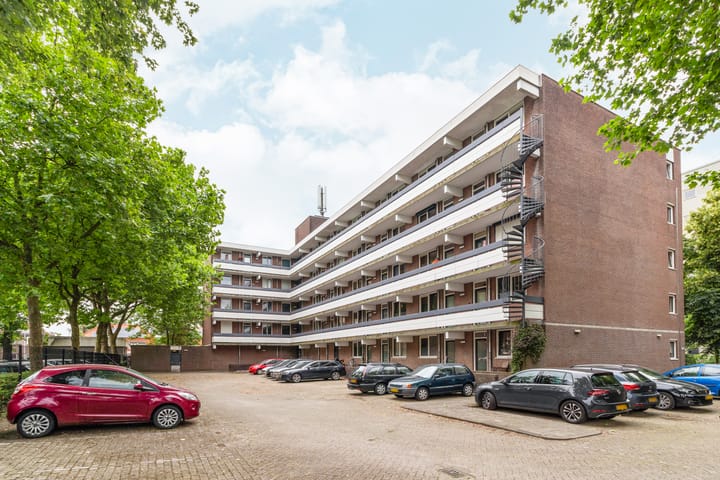 Photo 7 of Larenseweg 157-37