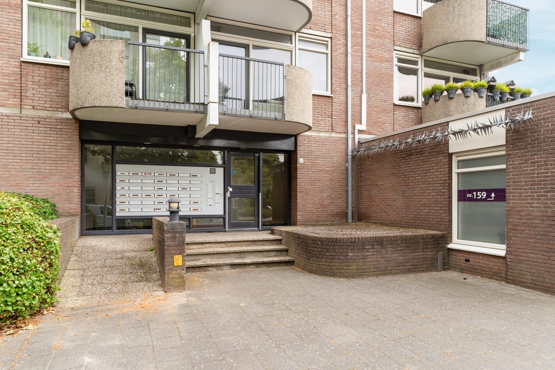 Foto 8 van Larenseweg 157-37