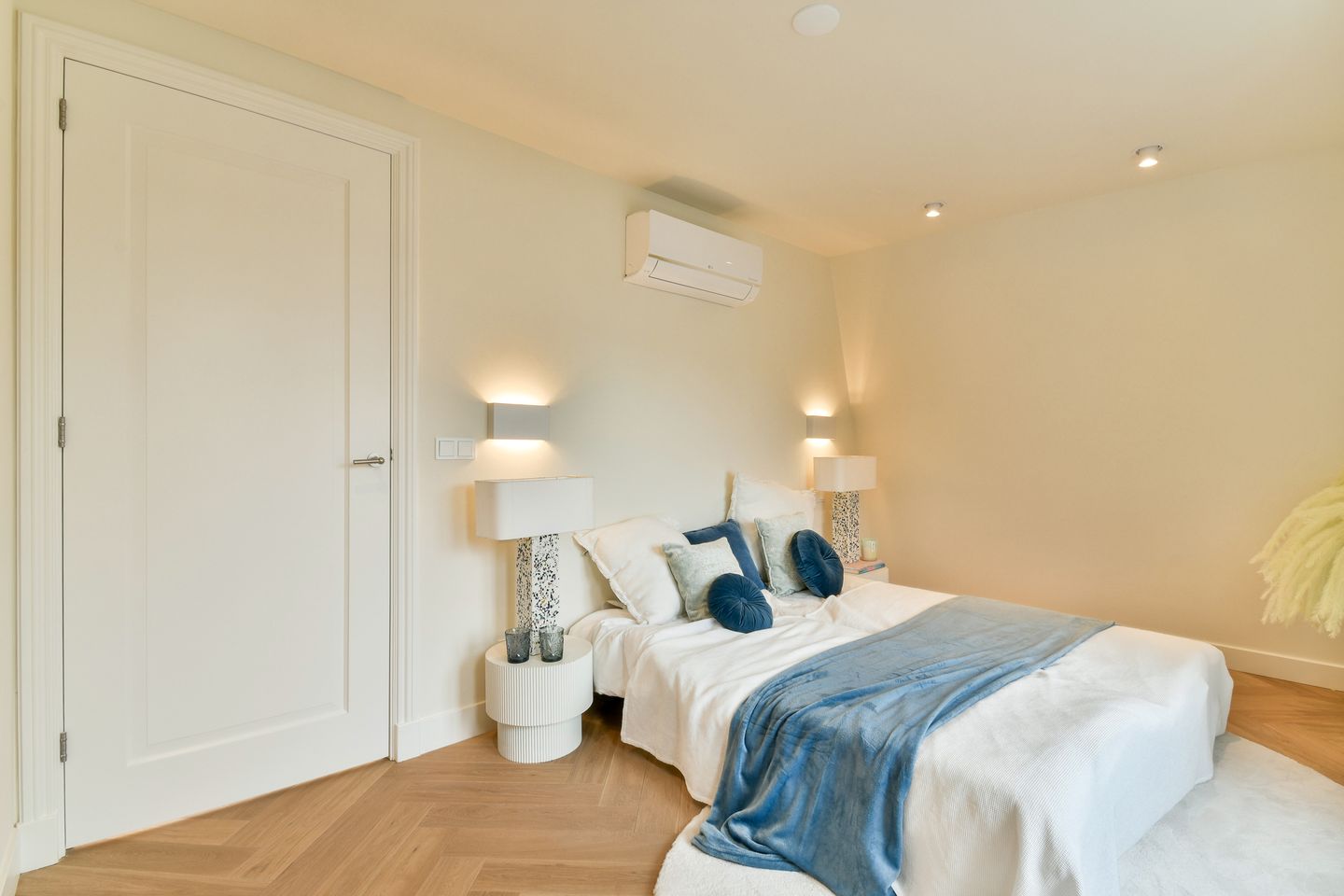 Photo 14 of Tweede Helmersstraat 97-3