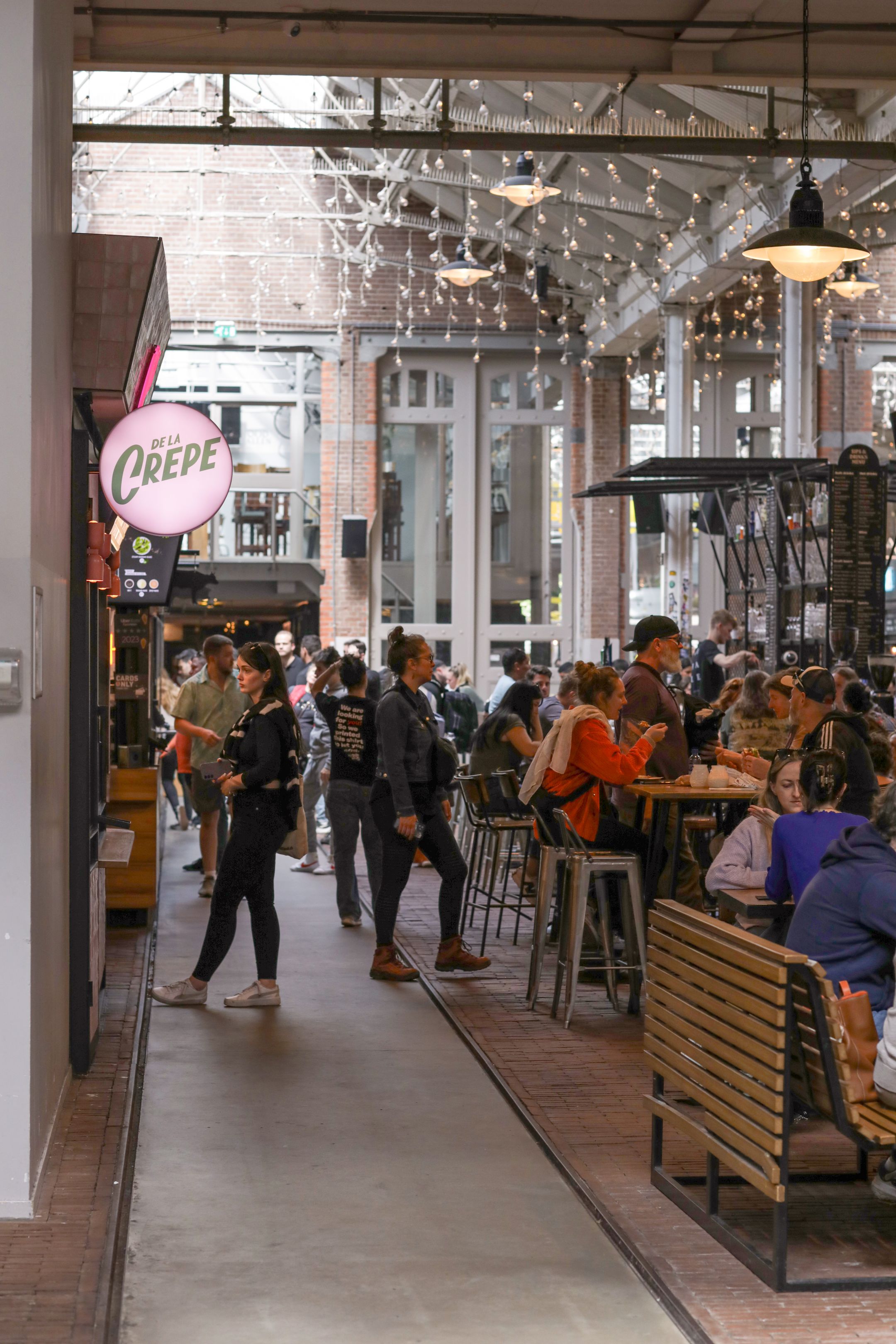 Photo 30 of Tweede Helmersstraat 97-3