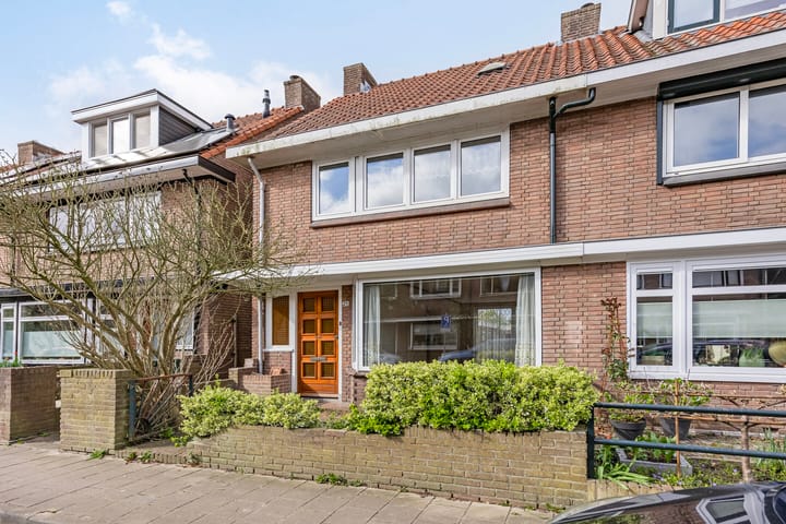 Bekijk foto van Johannes Sinthenstraat 25