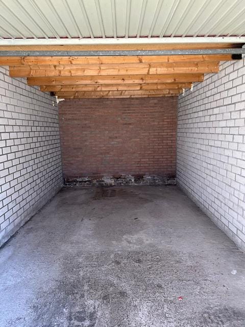 Foto 4 van Garageboxen Heiningen 721 G106 tm G110