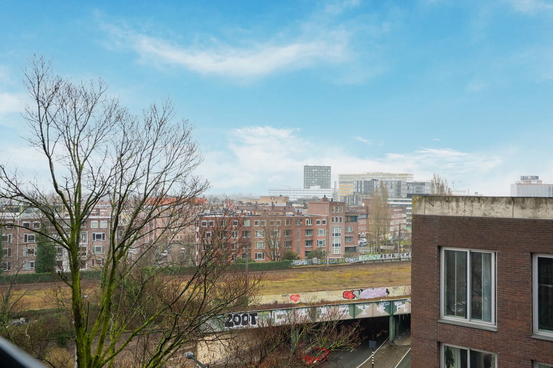 Photo 32 of Marcusstraat 97