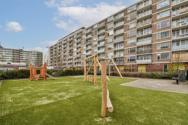 Foto 21 van S. F. van Ossstraat 176