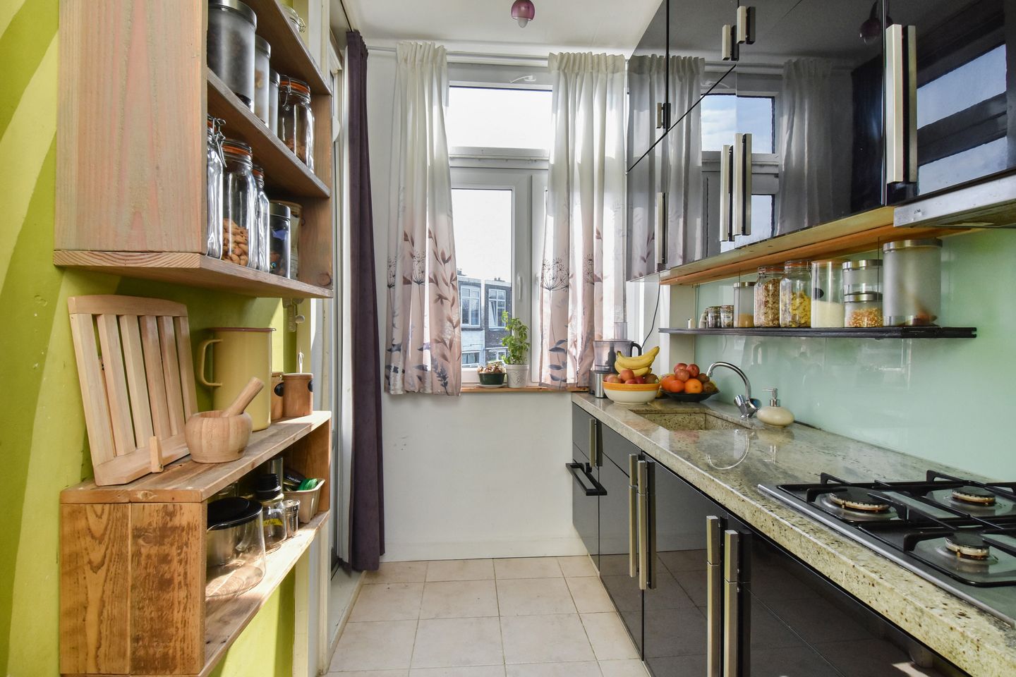 Foto 20 van van Wassenaerstraat 17