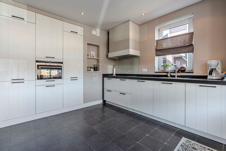 Foto 10 van Iepenlaan 25