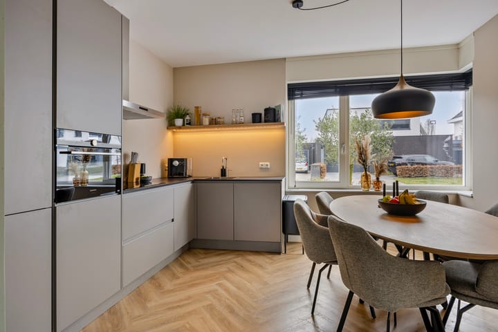 Foto 3 van Vuurlibel 10