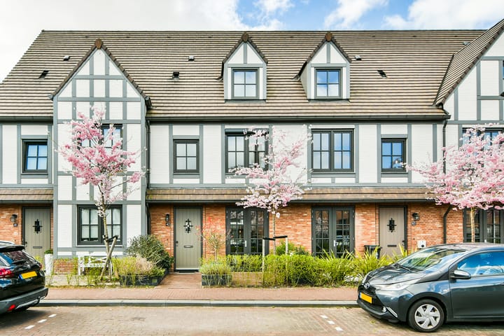 Foto 1 van John Miltonlaan 42