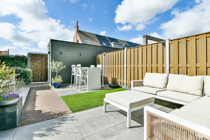 Foto 21 van John Miltonlaan 42