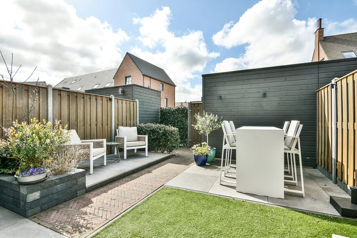 Foto 22 van John Miltonlaan 42