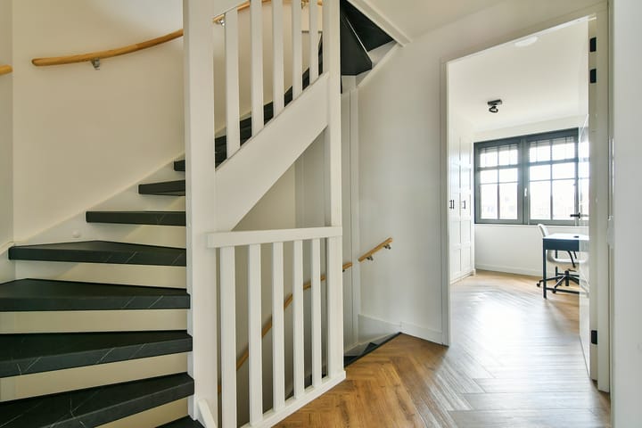 Foto 27 van John Miltonlaan 42