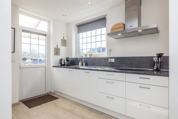 Photo 12 of Mesweg 38