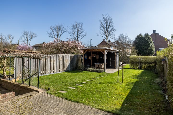 Photo 28 of Mesweg 38