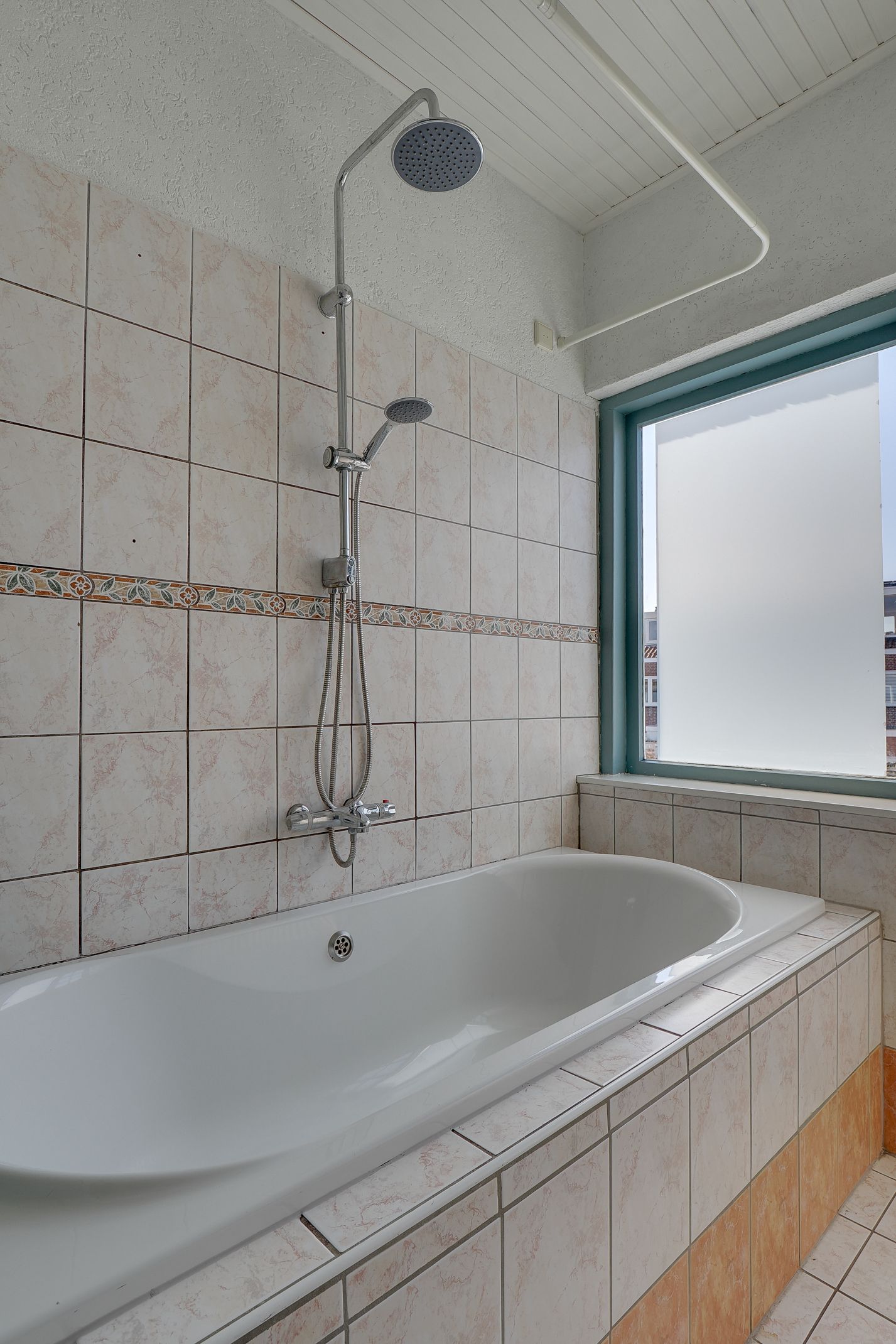 Foto 25 van Nicolaas Ruychaverstraat 62