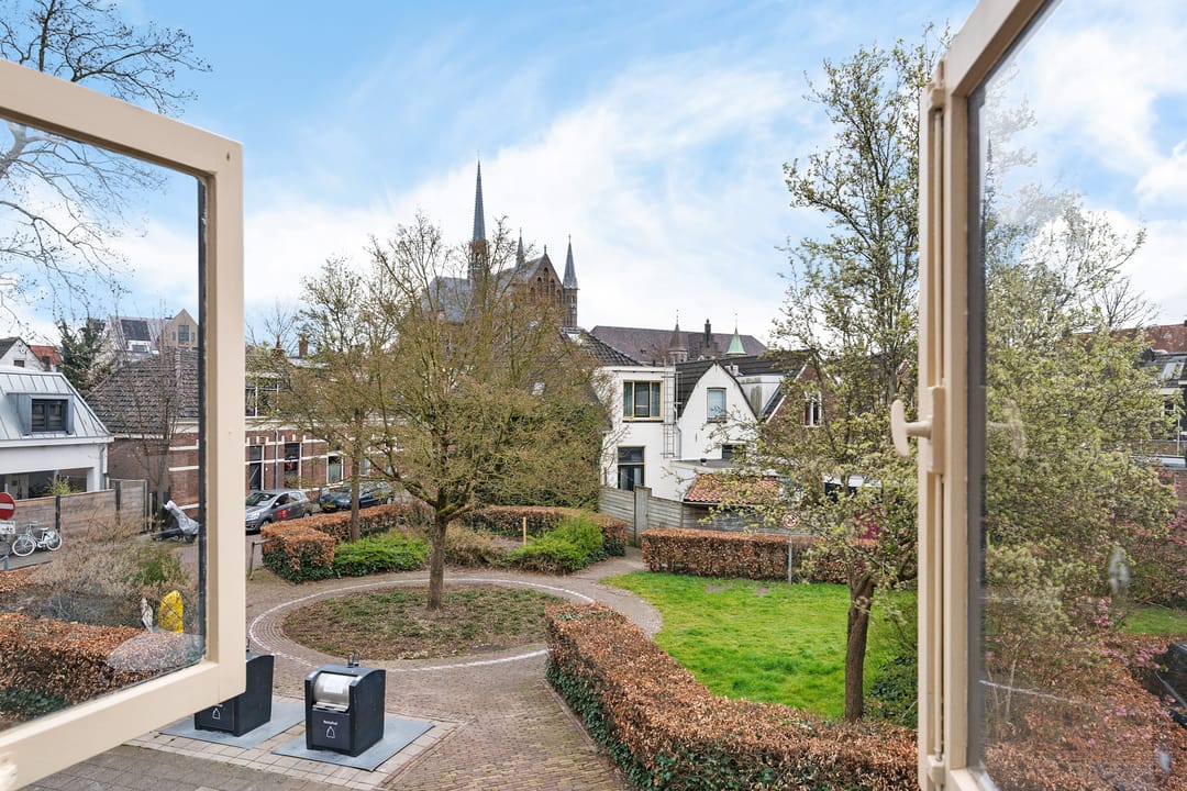 Foto 22 van Van der Laenstraat 28