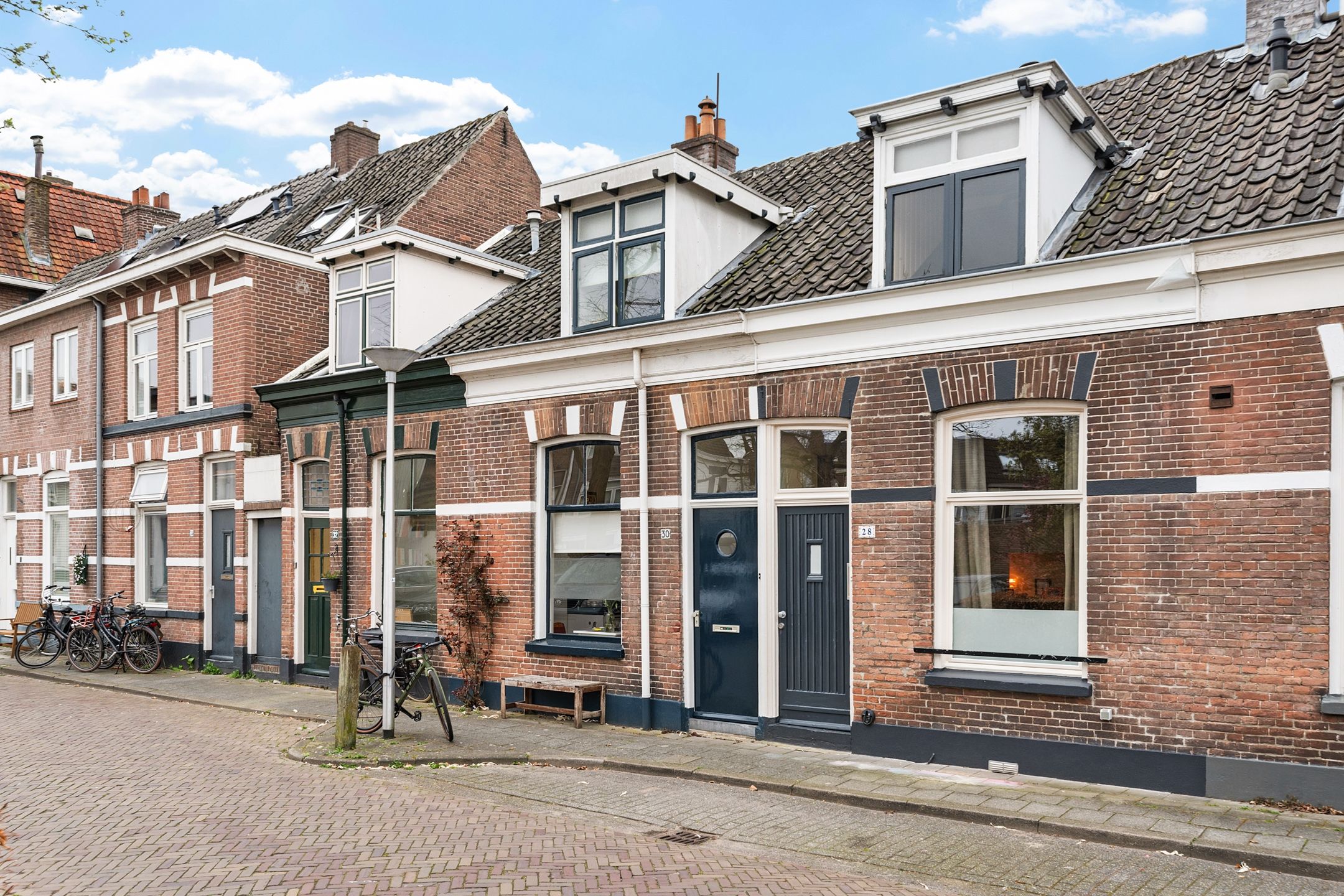 Foto 27 van Van der Laenstraat 28