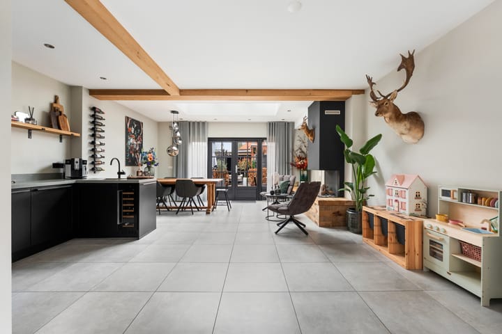 Foto 9 van Azaleastraat 6