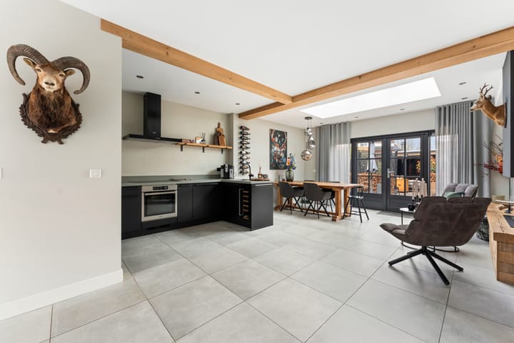 Foto 10 van Azaleastraat 6