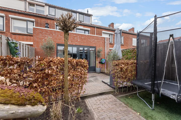 Foto 38 van Azaleastraat 6