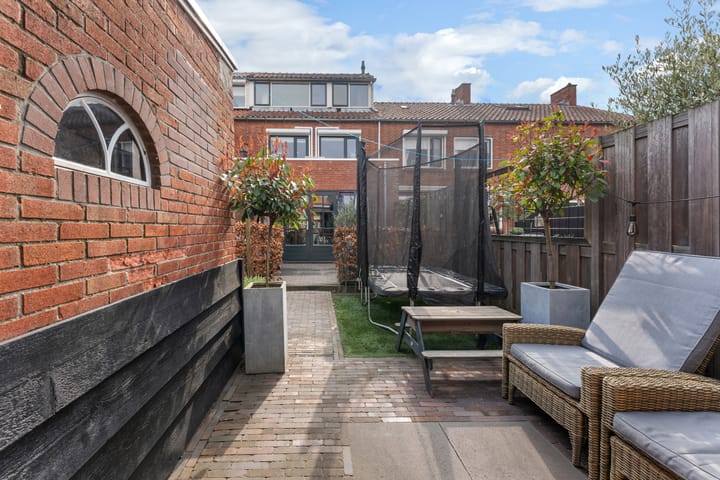 Foto 40 van Azaleastraat 6