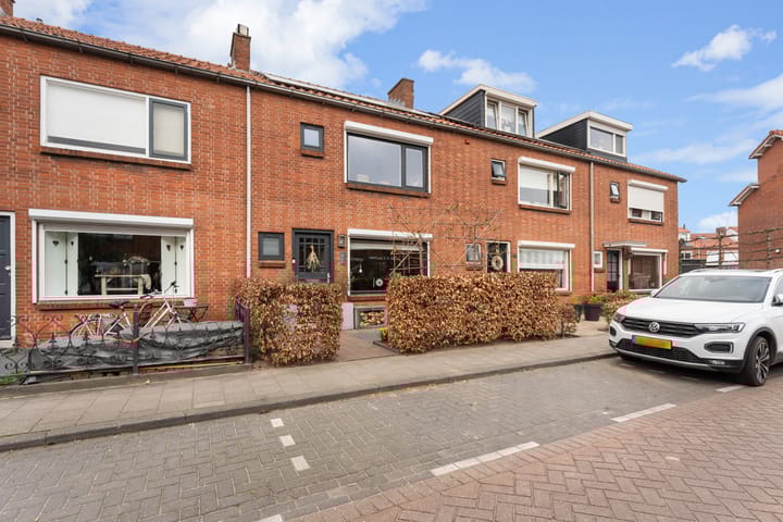 Foto 48 van Azaleastraat 6