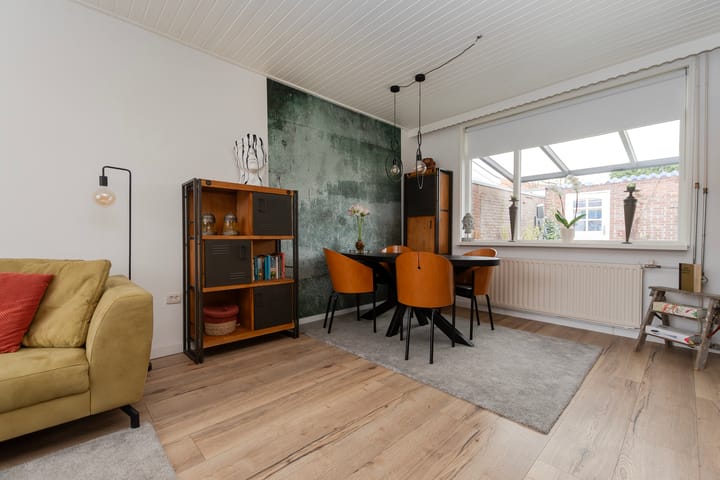 Foto 9 van Leeuweriksweg 47