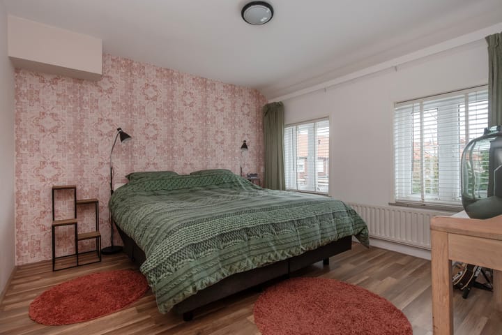 Foto 19 van Leeuweriksweg 47