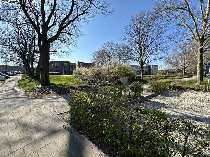 Foto 26 van Leeuweriksweg 47