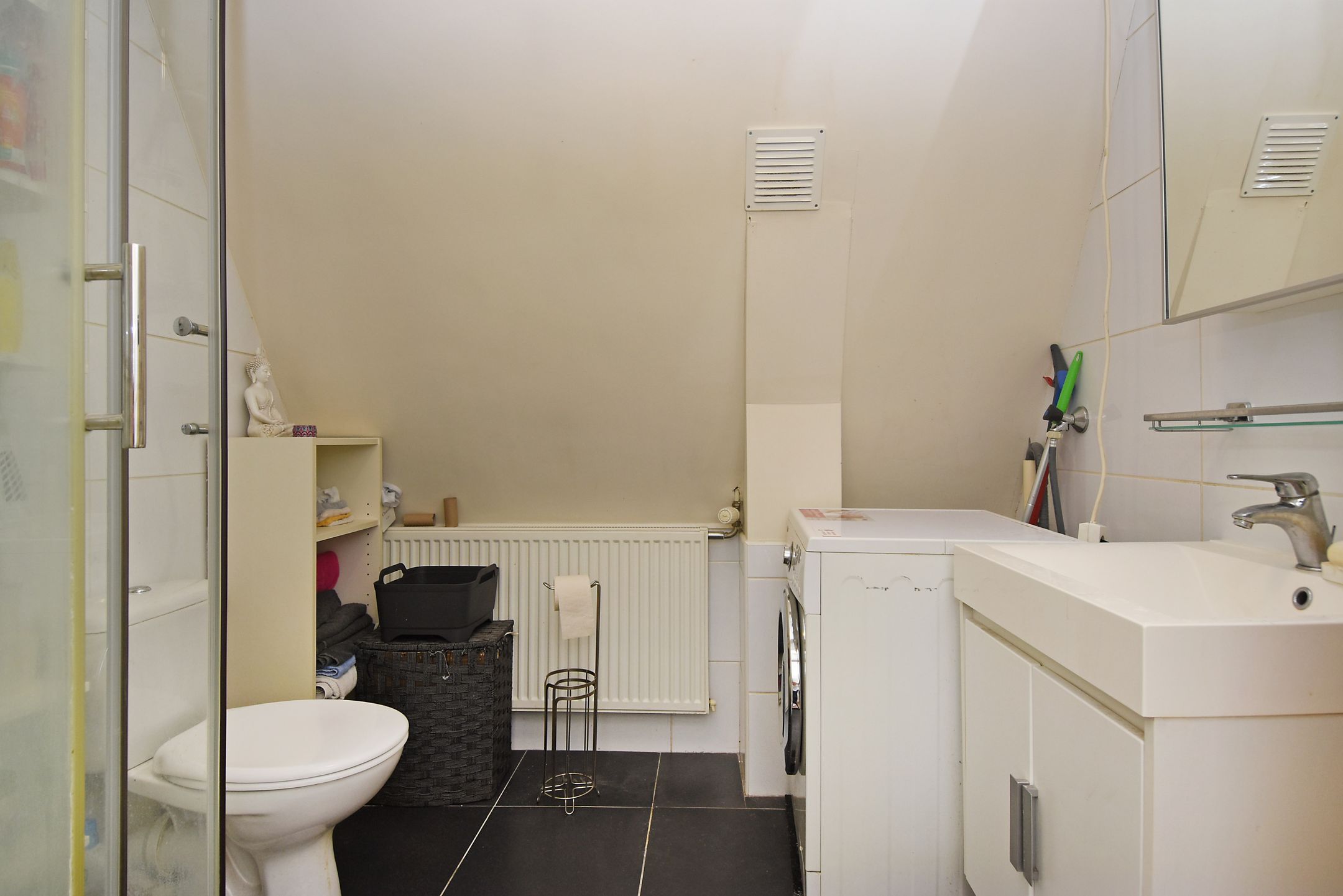 Photo 24 of Van de Spiegelstraat 15