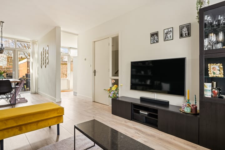 Foto 10 van Leeghwaterstraat 77