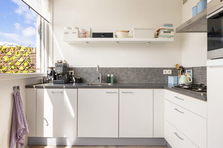 Foto 14 van Leeghwaterstraat 77