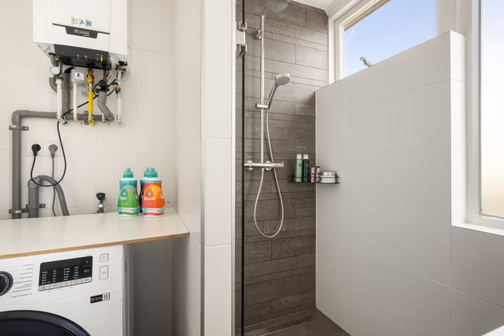 Foto 31 van Leeghwaterstraat 77