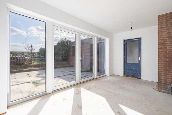 Foto 10 van Rijksweg 94-A