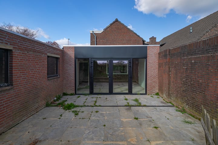 Foto 18 van Rijksweg 94-A